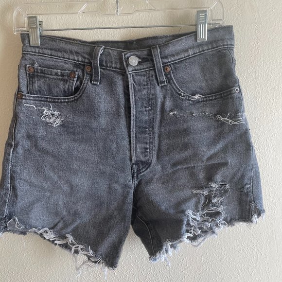 Levi's Demin Shorts - Picture 2 of 10